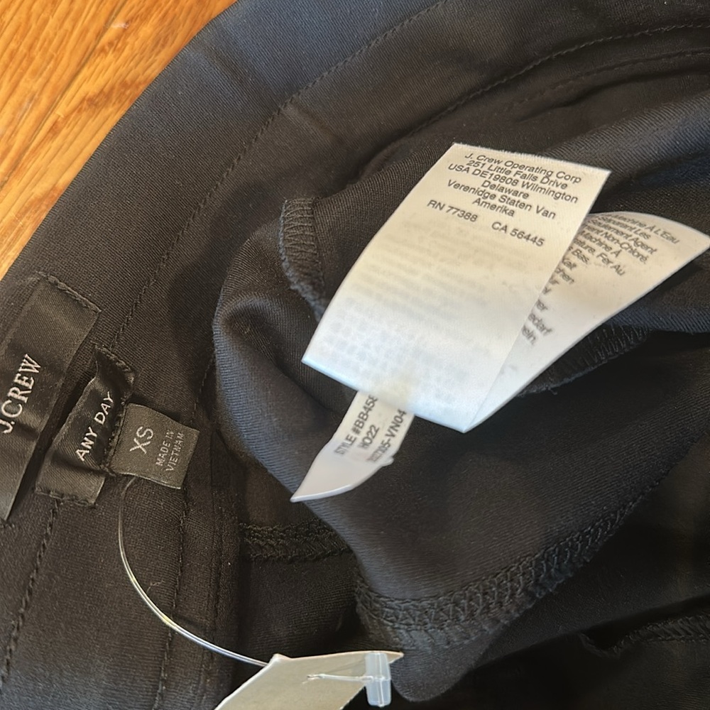 NWT•JCrew Pixie Pant in Stretch Ponte, XS - Picture 7 of 7